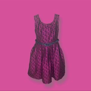 New** Cute purple, black dress!!, Size: 5 little girls!!